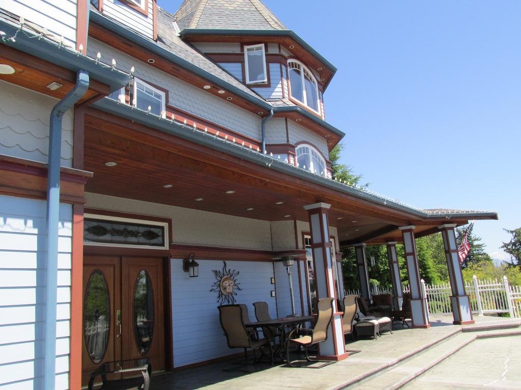 Mansion Inn Lake Stevens Номер фото